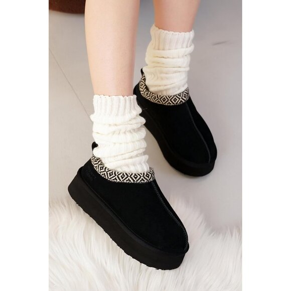 โกWomen Project Cloud Black Leather Soft Memory Foam Cozy Supportive Slipper - Picture 2 of 6